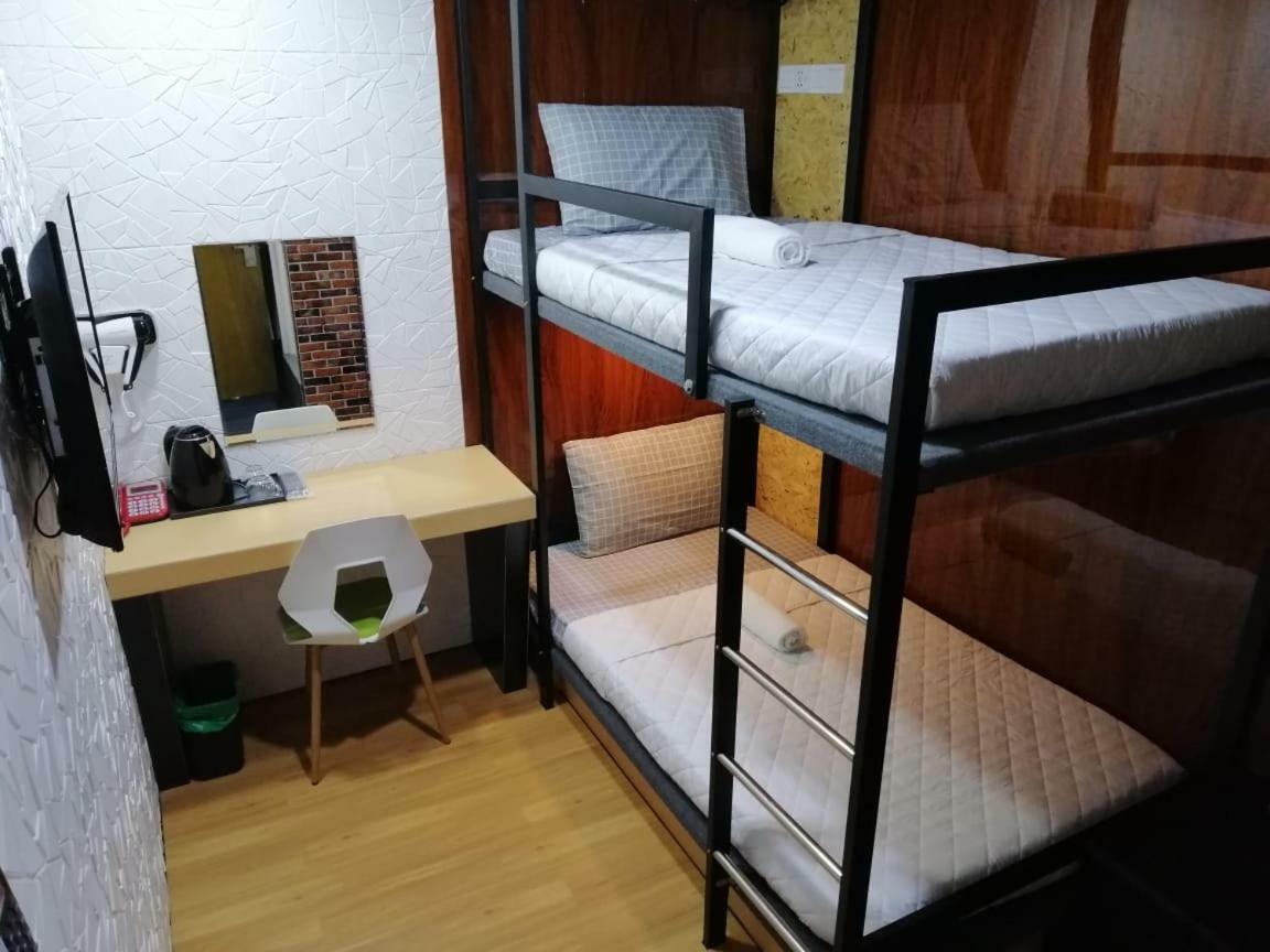 Qing Yun Resthouse Bandar, Brunei Darussalam Μπαντάρ Σερί Μπεγκαβάν Εξωτερικό φωτογραφία
